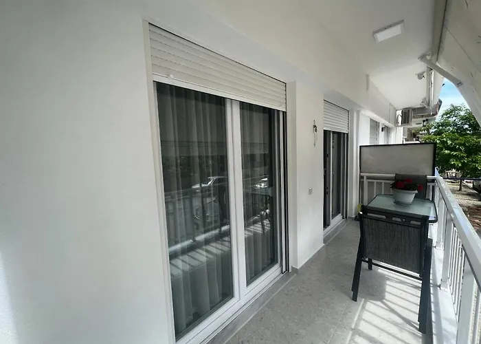 Zoi\'S Stylish Apartment